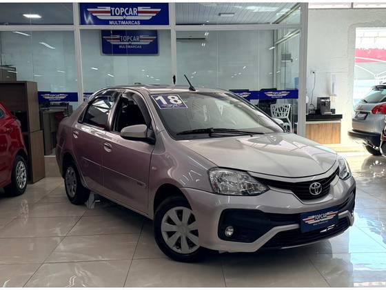 TOYOTA ETIOS 1.5 XS 16V FLEX 4P AUTOMÁTICO TOYOTA ETIOS 1.5 XS 16V FLEX 4P AUTOMÁTICO